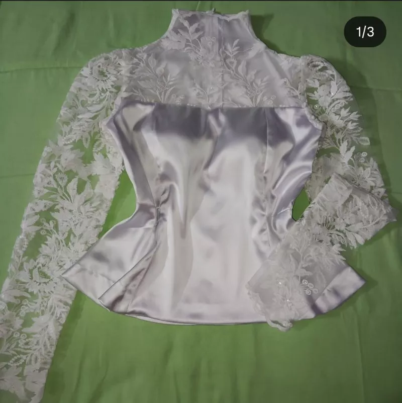 Elegant White Satin Lace Women’s Top – Long Sleeve Designer Blouse